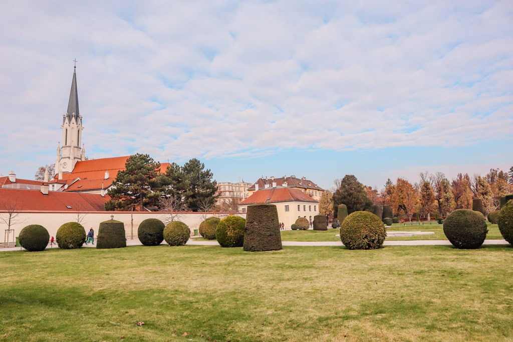 gardens and buildings at the complex of Schönbrunn Palace
